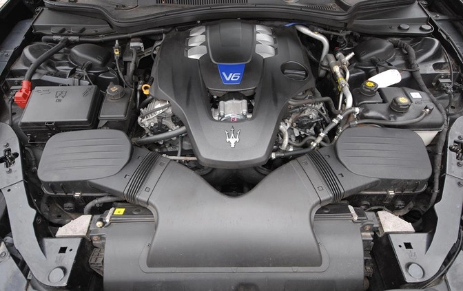 Maserati Ghibli cena 115497 przebieg: 78000, rok produkcji 2015 z Tarnogród małe 781